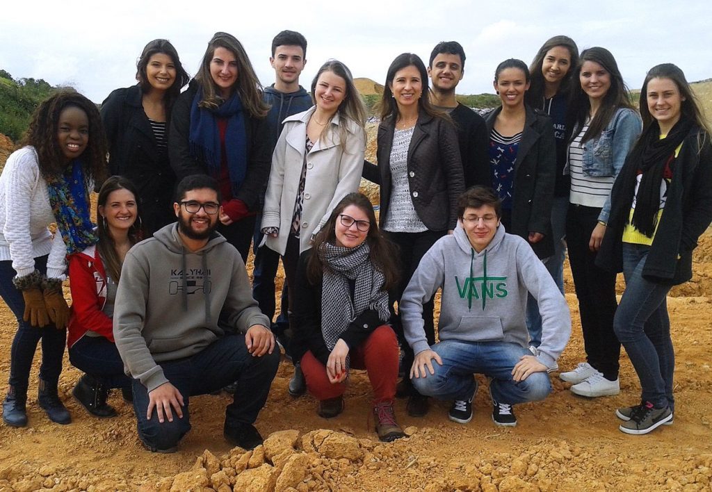 Universitários da 6ª Fase Engenharia Química da UNESC